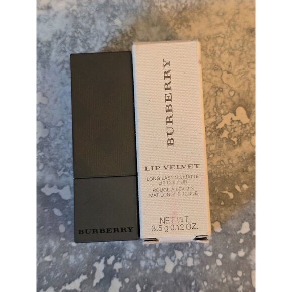 Burberry Lip Velvet Lipstick No. 424 Lilac 3.5g Long-Lasting Matte Finish Rare H - Picture 2 of 9